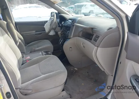 2010 Toyota Sienna Ce from USA, damaged, VIN 5TDKK4CC0AS337900